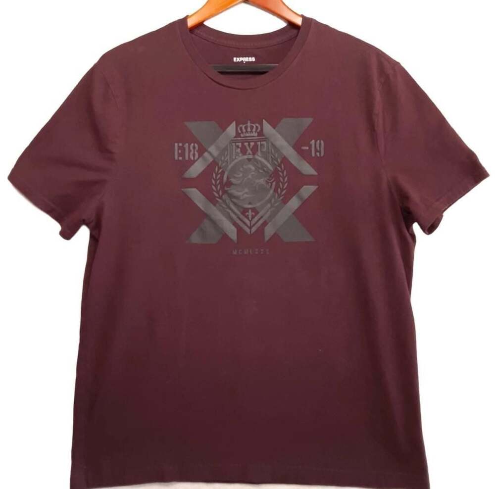 Express E.1819 MCMLXXX Mens Graphic T-Shirt Sz.Large/Burgandy & Black Logo Print